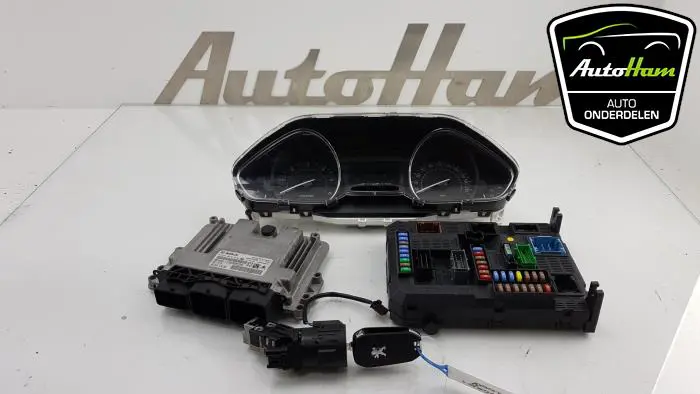 Kontaktslot + computer Peugeot 2008