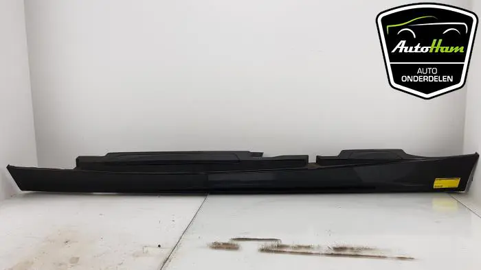 Dorpel links BMW 1-Serie