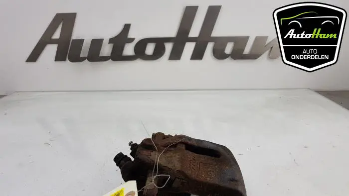 Remklauw (Tang) rechts-voor Opel Agila