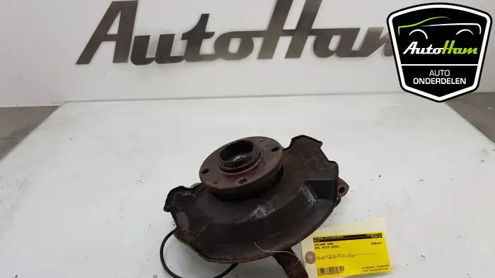Fusee links-voor Opel Agila