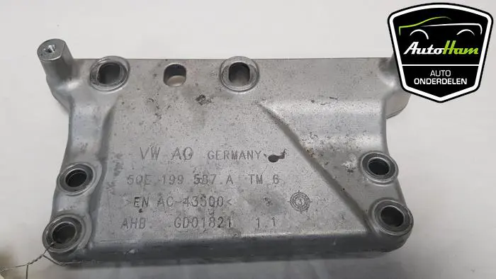 Motorsteun Volkswagen Golf