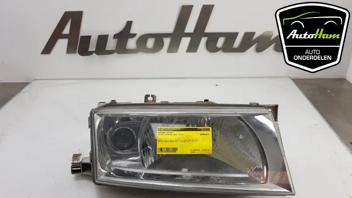 Koplamp rechts Skoda Octavia