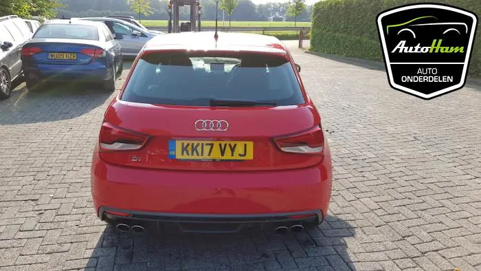 Audi S1