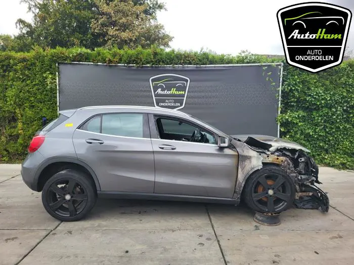 Mercedes GLA