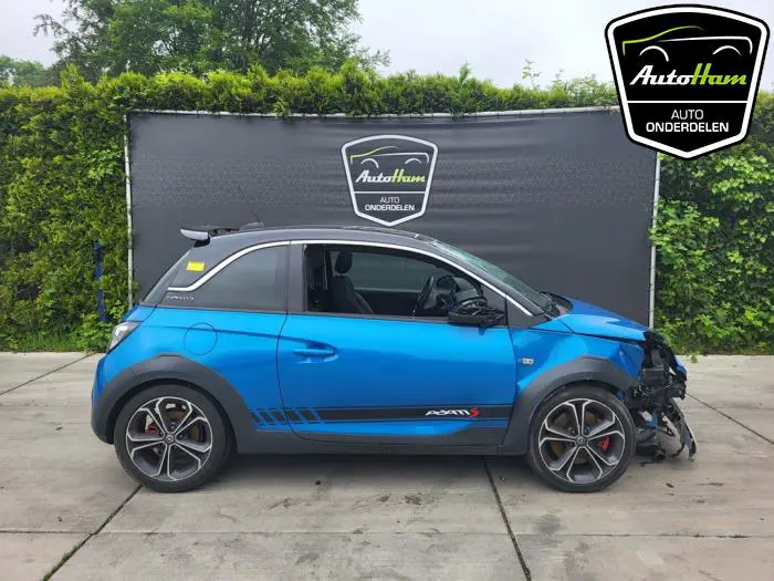 Opel Adam