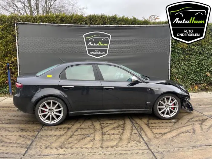 Alfa Romeo 159