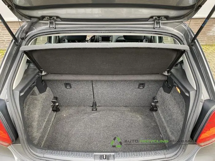 Volkswagen Polo 2010 - large/0dacd269-5168-486f-b82b-73482b934d94.jpg