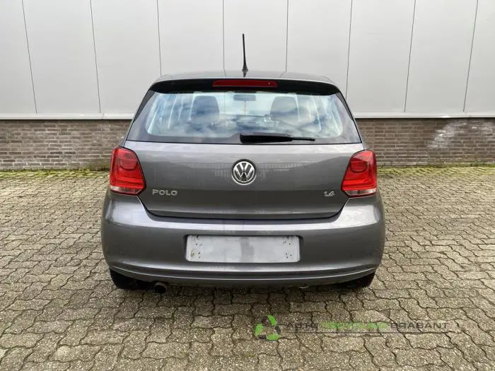 Volkswagen Polo 2010 - large/3ff1ba4f-2dee-49d7-9691-100d373b1110.jpg