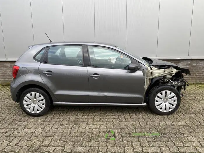 Volkswagen Polo 2010 - large/75da24bf-a901-4930-a577-ffa97e64290e.jpg