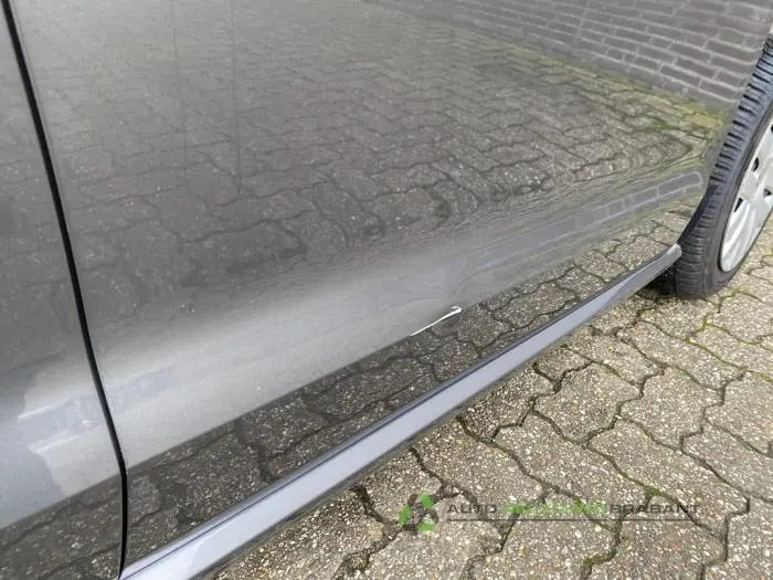 Volkswagen Polo 2010 - large/9c0ae7f1-a841-44da-8e77-aca037eff3dd.jpg